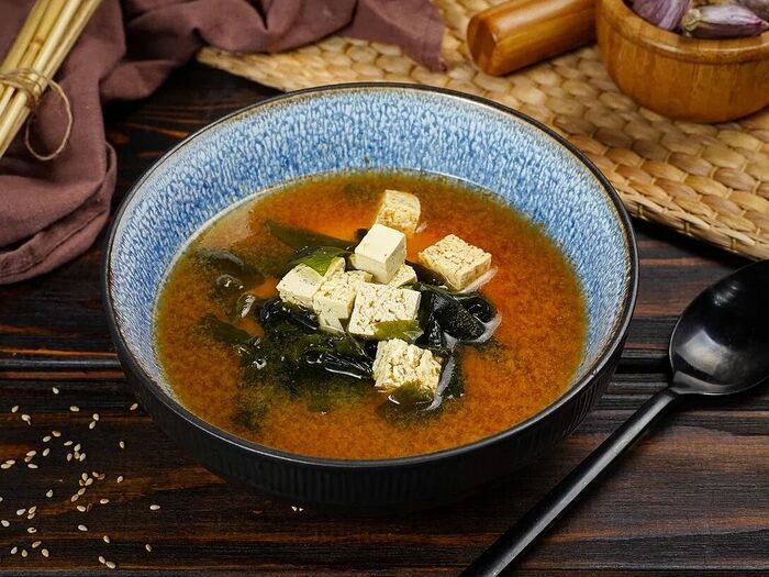 Мисо-суп с сыром тофу