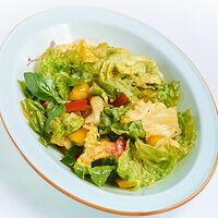 Овощной салат с облепиховой заправкой