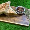 Фото к позиции меню Шаурма ливанская и сыр и грибы