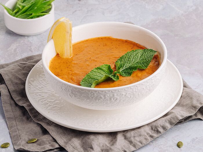 Суп чечевичный с греческим йогуртом