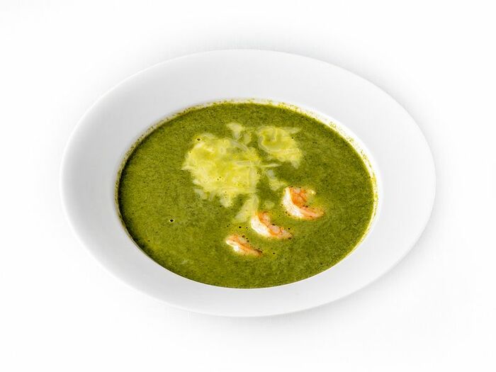 Крем-суп из шпината с креветками