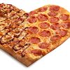 Фото к позиции меню Пицца Сердце Цыпленок Барбекю-Пепперони
