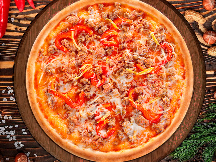 Мясная 33 см•соус пицца•фарш говяжий•ветчина•перец болгарский•лук красный•сыр моцарелла