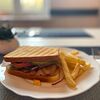 Фото к позиции меню Клаб сэндвич с картофелем фри