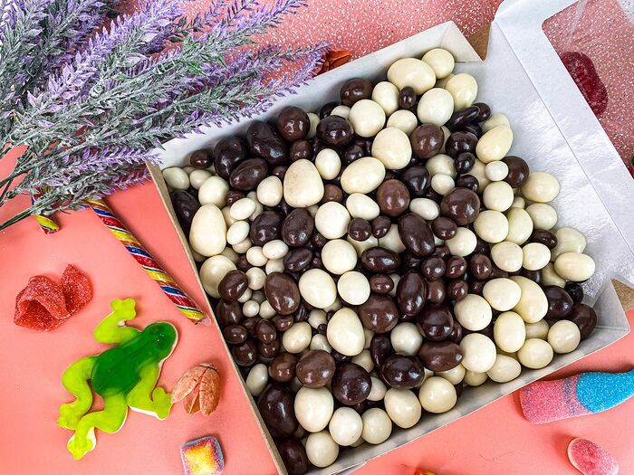 Большой набор орехов и ягод в бельгийском шоколаде