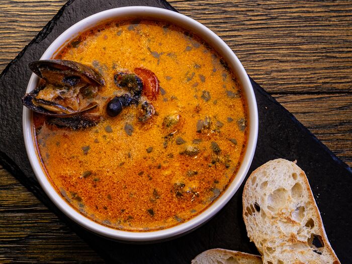Итальянский суп из морепродуктов