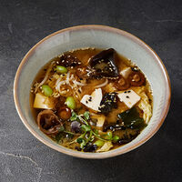 Мисо-суп с тофу и грибами