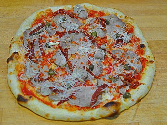 Пицца Мясная неаполитанская