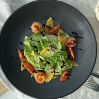 Салат с лососем