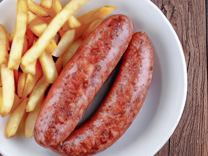 Special hungarian sausage with fries