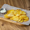 Фото к позиции меню Домашние картофельные чипсы с кремом блю-чиз