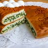 Фото к позиции меню Пирог с зеленым луком и яйцом