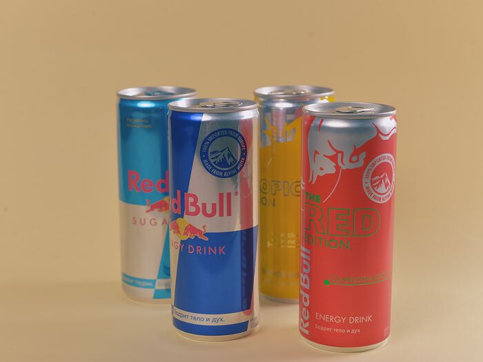 Энергетический напиток Red Bull