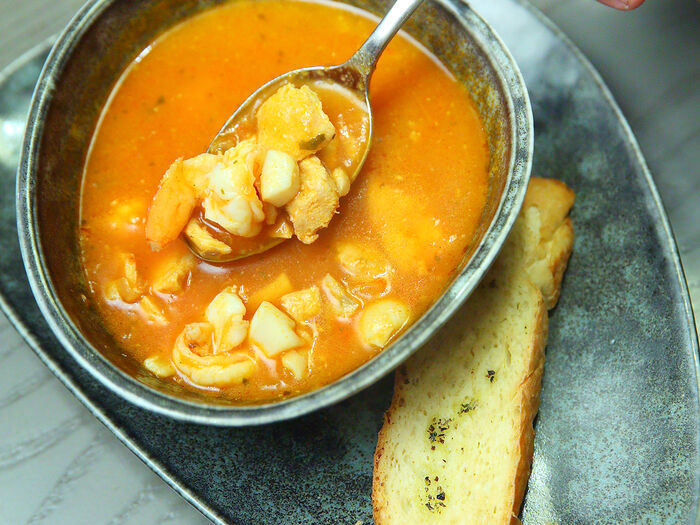 Неаполитанский томатный суп с морепродуктами