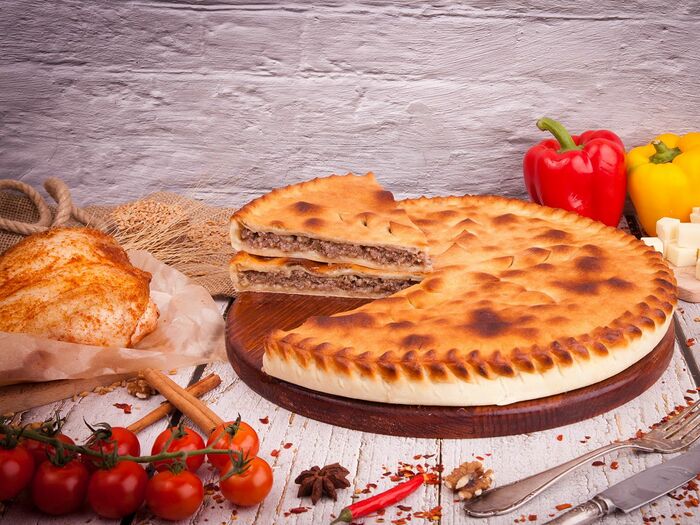 Пирог с индейкой, сыром и болгарским перцем