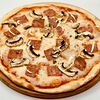 Фото к позиции меню Пицца из индейки и грибов