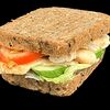 Фото к позиции меню Сэндвич на ржаном хлебе с курицей