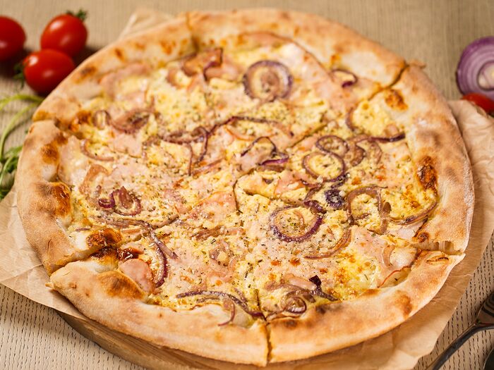 Пицца Карбонара Неаполитанская