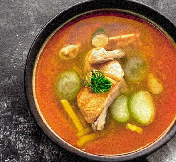 Chicken & fresh veg broth soup