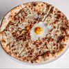 Фото к позиции меню Пицца Бекон, яйцо и трюфель