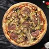 Фото к позиции меню Пицца с курицей, грибами и салями