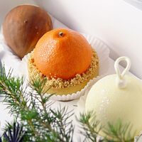 Новогодний набор 3 пирожных Орех, тарталетка Мандаринка и Шарик