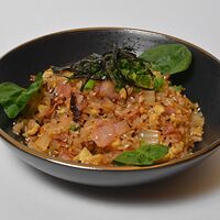 Жареный рис с беконом и капустой Кимчи