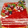 Фото к позиции меню Фреш-торт Красный бархат с клубничным пюре