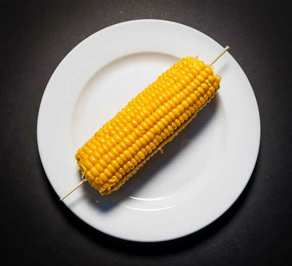 Кукуруза в початке