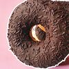 Фото к позиции меню Пончик шоколадный 