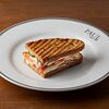 Фото к позиции меню Клаб-сэндвич на сельском хлебе с тунцом