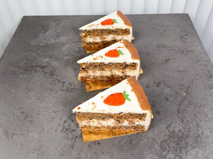 Торт-пирожное морковный