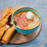 Овощной крем-суп с лососем
