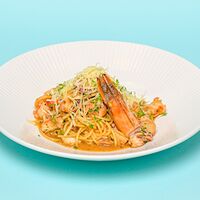 Спагетти с морепродуктами в собственном соку
