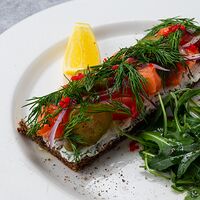 Шведский тост с лососем