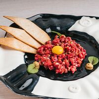 Тартар из мраморной говядины. Marble beef tartare