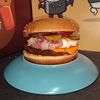 Фото к позиции меню Завтрак Бургер с говяжьей котлетой