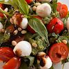 Фото к позиции меню Салат с томатами и моцареллой (Капрезе)