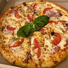 Фото к позиции меню Пицца деревенская