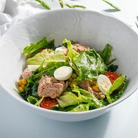 Итальянский салат с тунцом