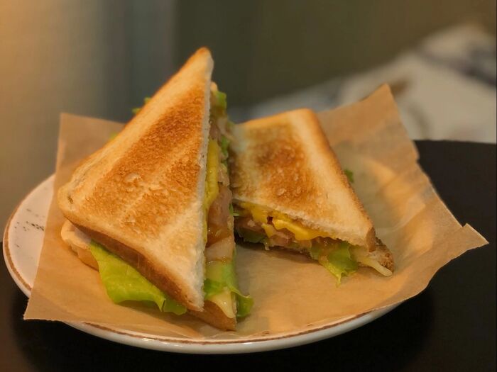 Сэндвич с двумя сырами