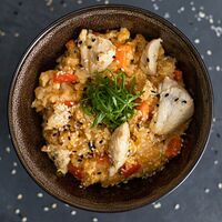 Жуй рис с курицей в Терияки