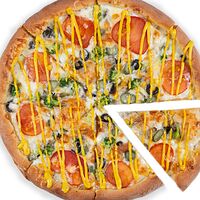 Пицца овощная на чесночной основе, средняя