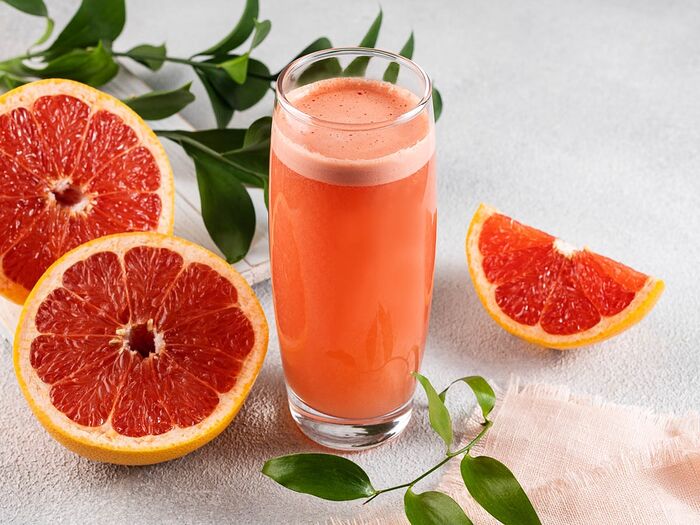 Свежевыжатый грейпфрутовый сок