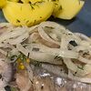 Фото к позиции меню Сельдь с картофелем и маринованным луком со дна моря