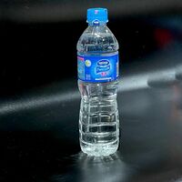 Вода негазированная Nestle Pure Life