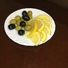 Фото к позиции меню Оливки с лимоном