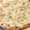 Фото к позиции меню Пицца Груша с голубым сыром и медом (28 см)