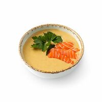 Сливочный крем-суп с лососем