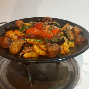 Садж с овощами и мясом